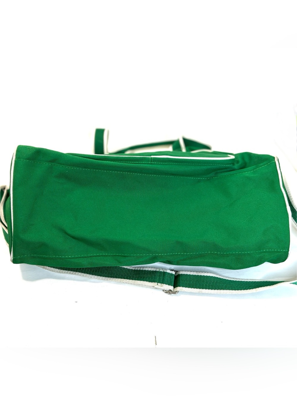 Lacoste Parfums Green Duffel Bag 18” x 13” x 7” - Picture 10 of 10